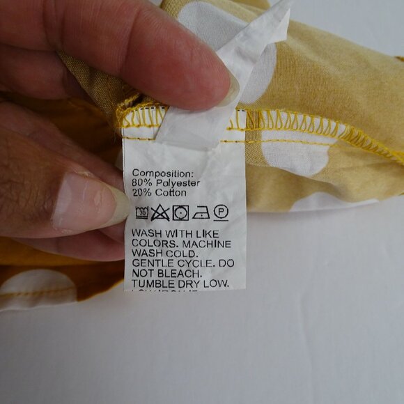 Shein Yellow Gold Polka Dot Wrap-Style Romper Women Size OXL 12 Flutter Sleeves - Picture 7 of 11